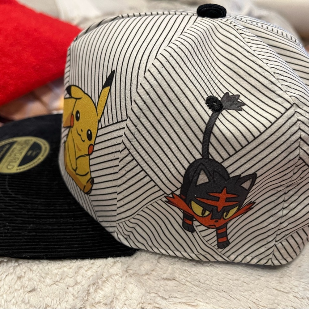Pokémon SnapBack hat - Picture 2 of 8